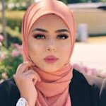 نظر مشتریان درباره تزریق ژل لب در کرج